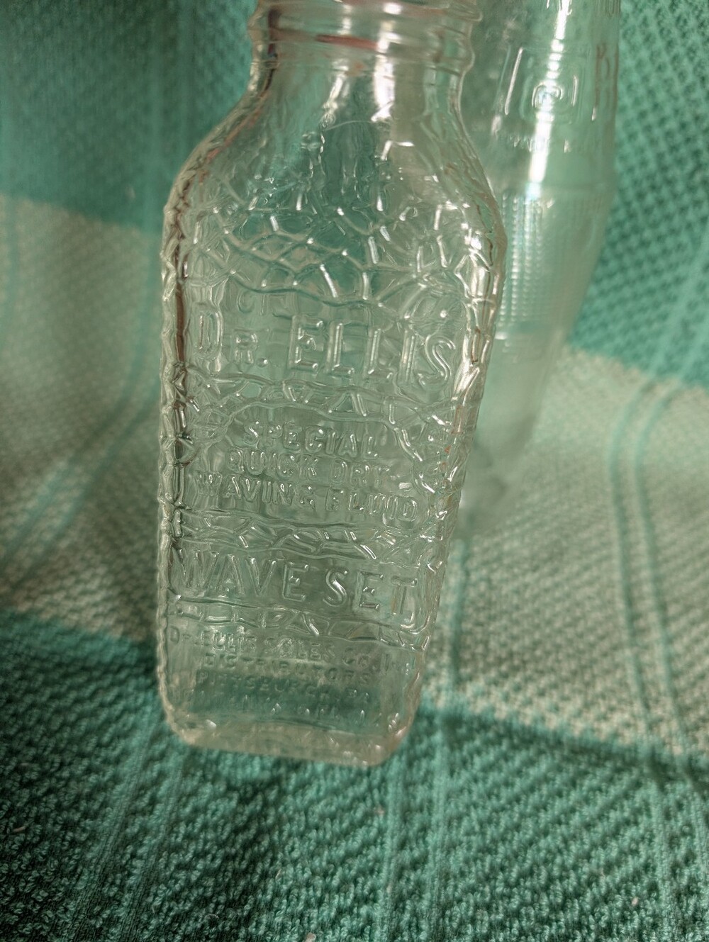 Set Distressed Glass Bottles, Artists, Photo, Display, Collectors - Picture 6 of 7